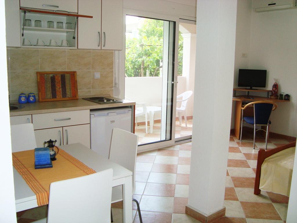 Apartments Rolovina Tivat Kamer foto